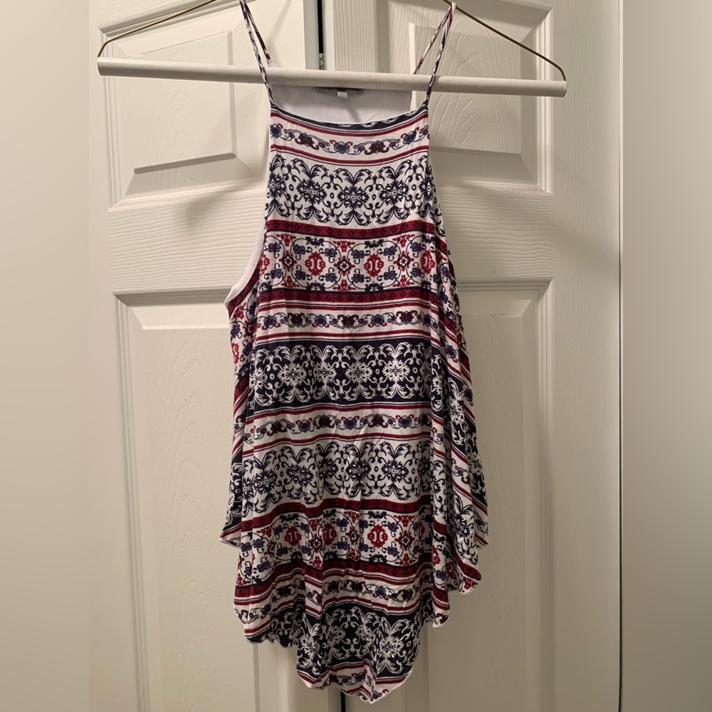 Charlotte Russe. Cute Top